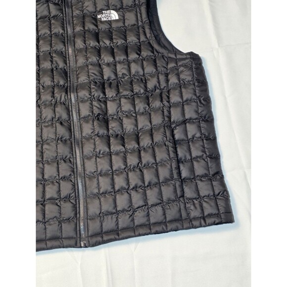 New The North Face Men’s Black Vest QUILTED Puffer Circular Design Men's Sz 2XL - Picture 4 of 10